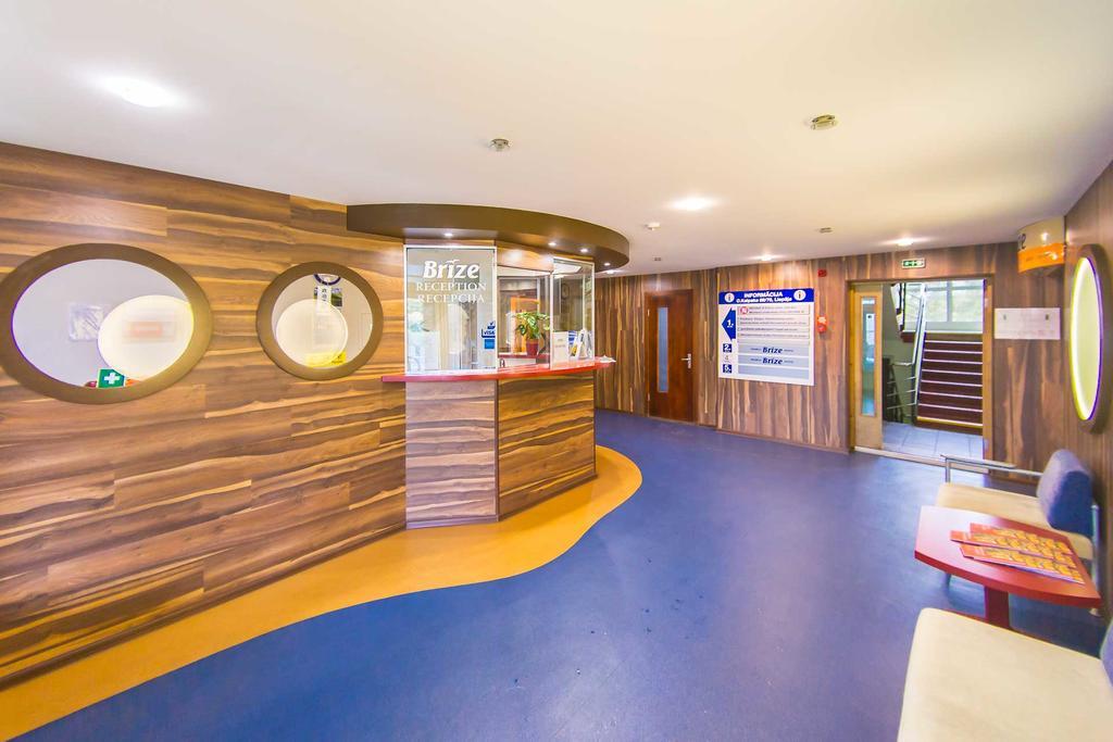 Hostel Brize Liepāja Buitenkant foto